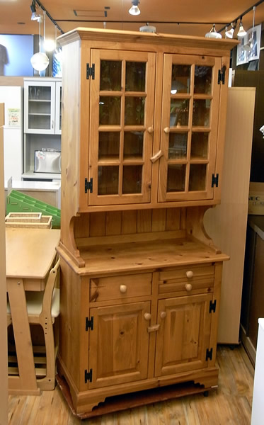 カントリー家具 カップボード／食器棚 （140616） | リサイクル